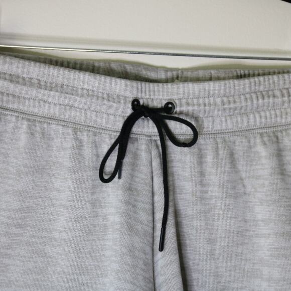 Women's Adidas Pull On Shorts Gray Small - Picture 4 of 5